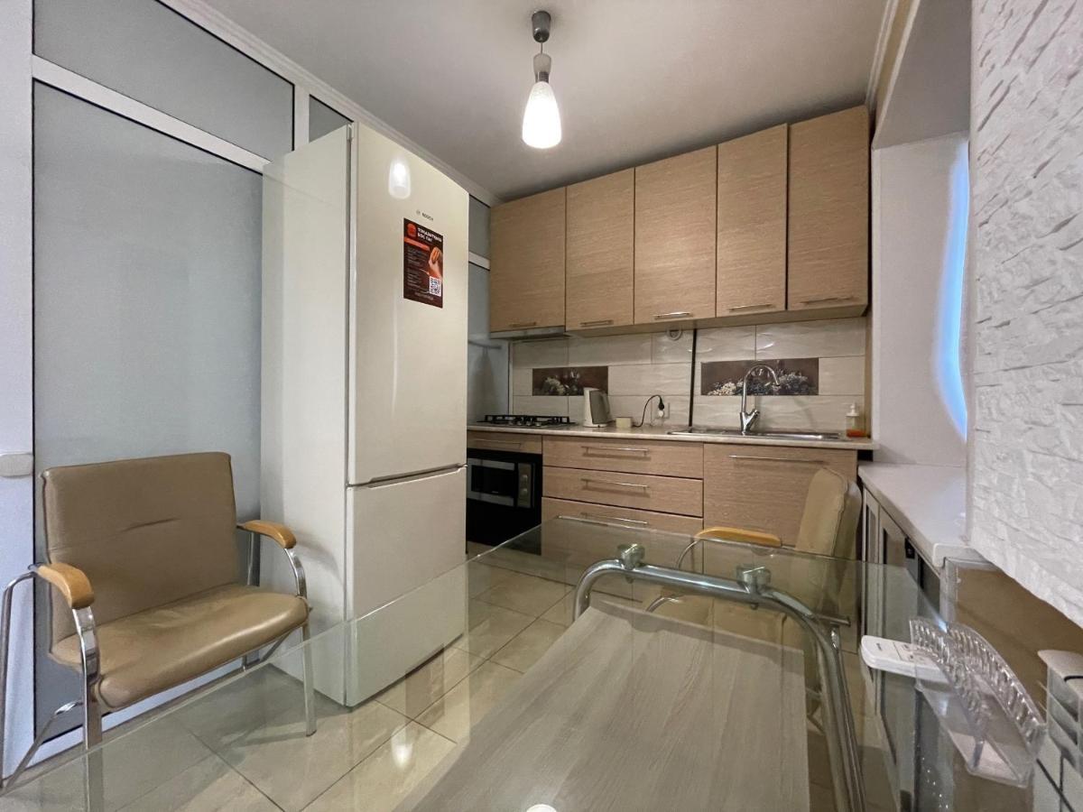 Квартира С Гостиничным Сервисом Бизнес-Класса С Большой Ванной И Smart-Tv Petropavl Exterior foto